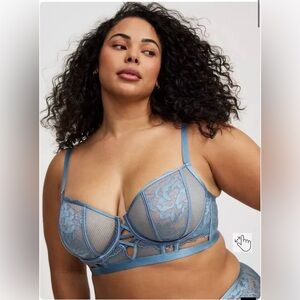 🆕 Torrid Underwire Bella Donna Lace Bra size 1